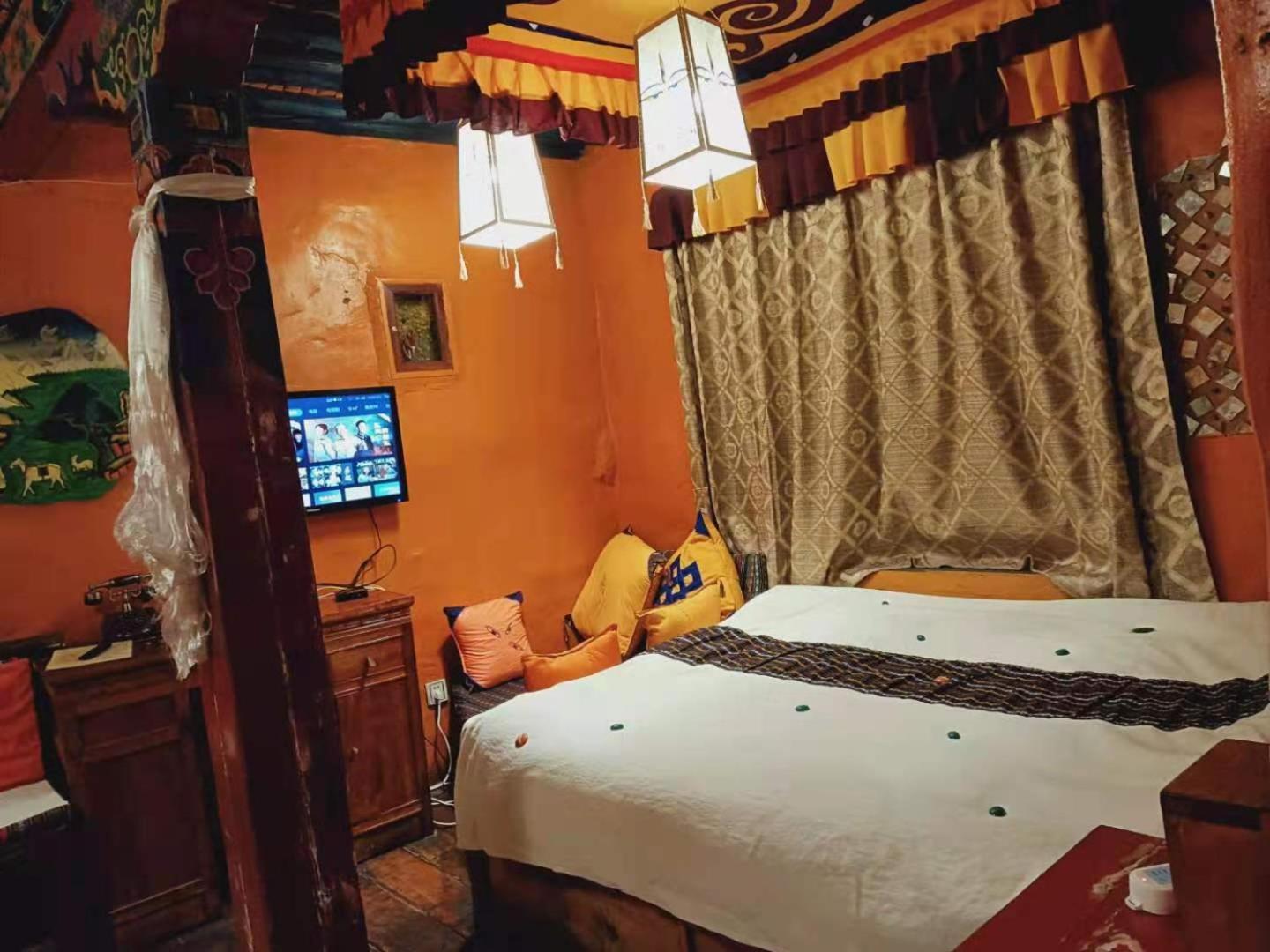 Shambhala Palace Hotel Lhasa Exterior photo
