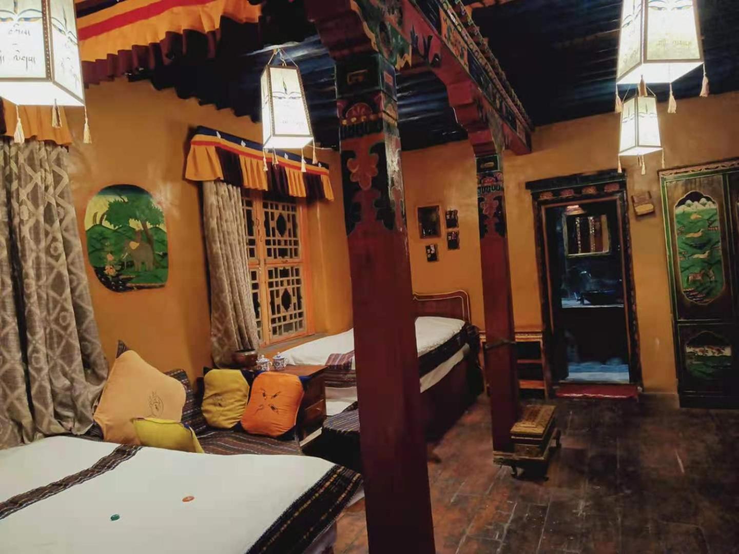 Shambhala Palace Hotel Lhasa Exterior photo